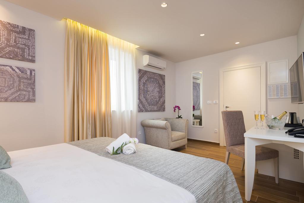 Balatura The Fine Bed&Breakfast Σπλιτ Εξωτερικό φωτογραφία