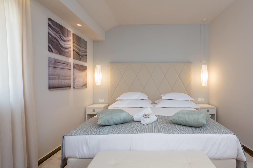Balatura The Fine Bed&Breakfast Σπλιτ Εξωτερικό φωτογραφία