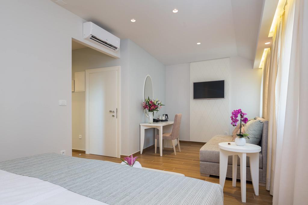 Balatura The Fine Bed&Breakfast Σπλιτ Εξωτερικό φωτογραφία